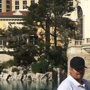 Meet your Posher, Jorge